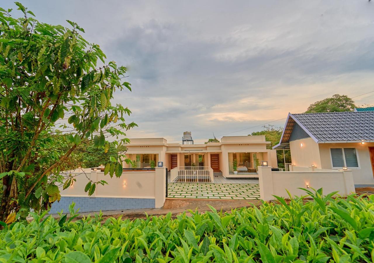 Glen Castle Vagamon Pool Resort By Voye Homes Exterior photo