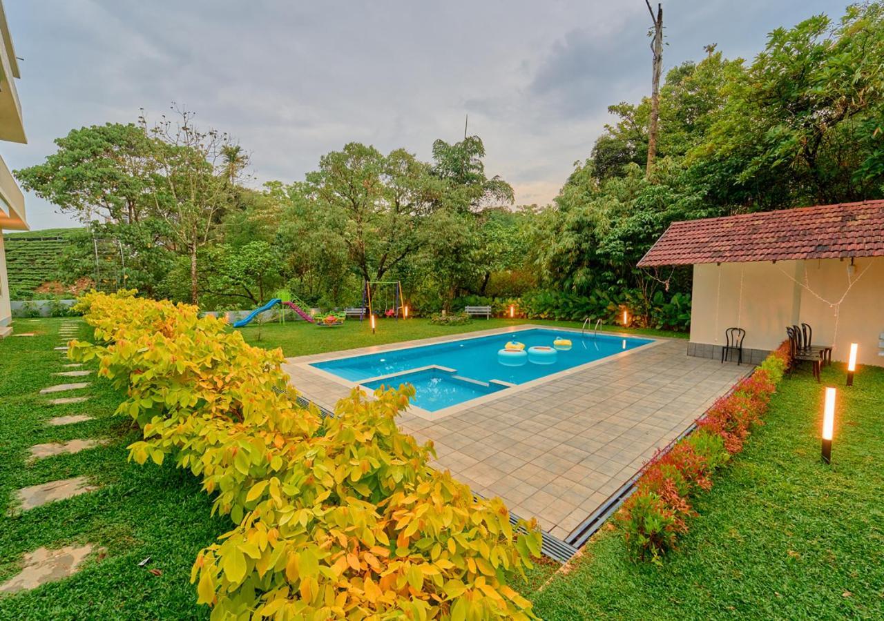 Glen Castle Vagamon Pool Resort By Voye Homes Exterior photo